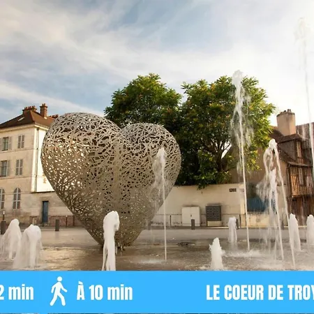 Apartment Joli Studio Meuble Tout Equipe Hyper Centre Wifi